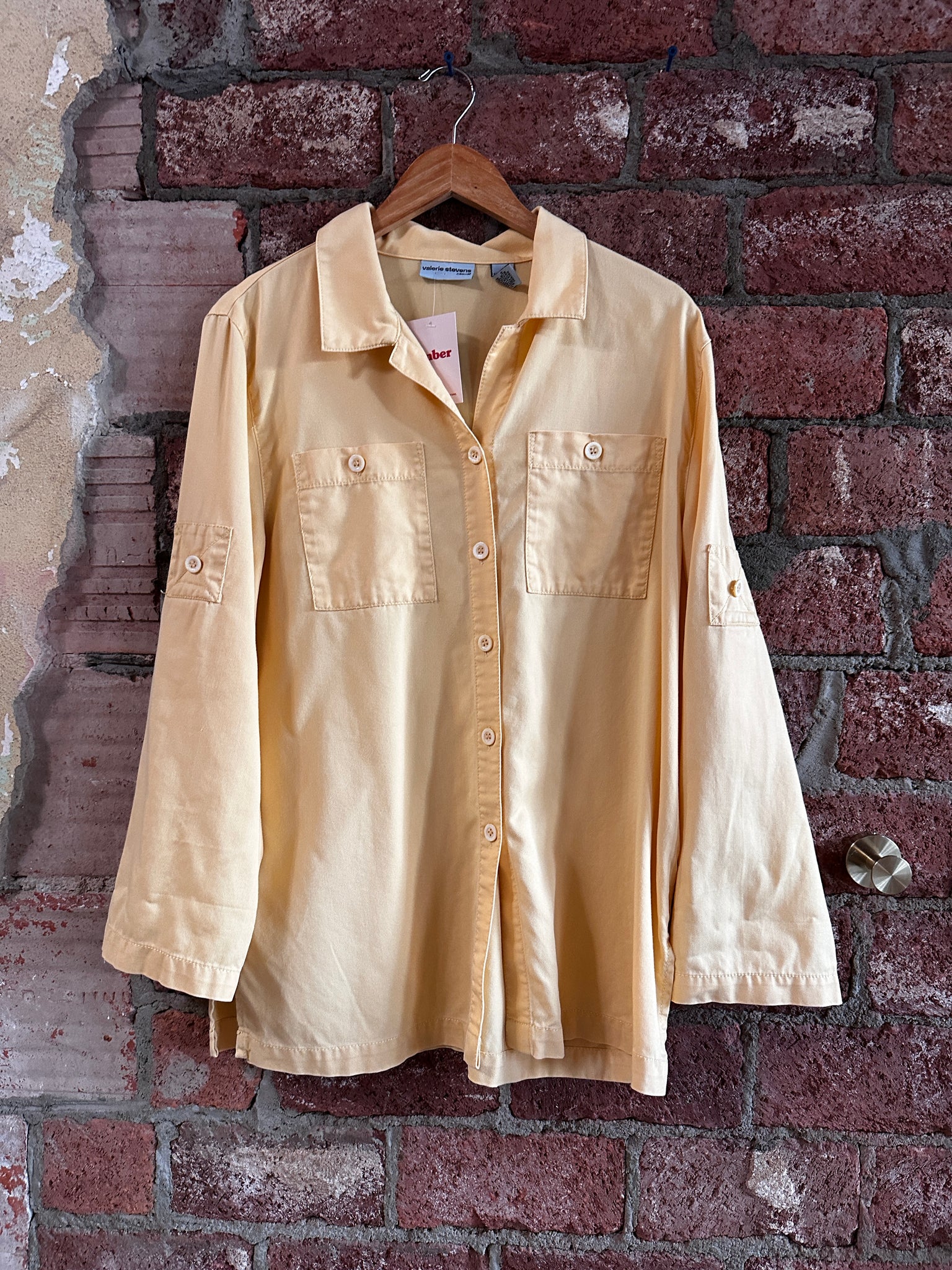 Vintage Button-Up 10