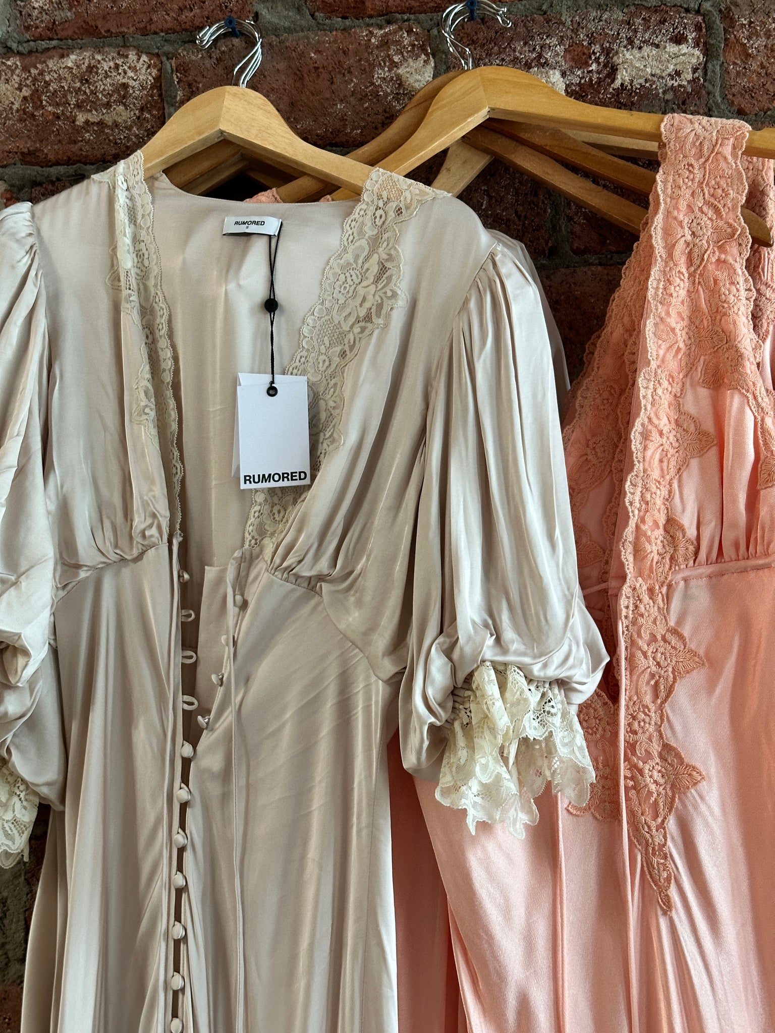RUMORED - Honey Duster Dress (Ivory) RUMORED - Honey Duster Dress (Ivory)