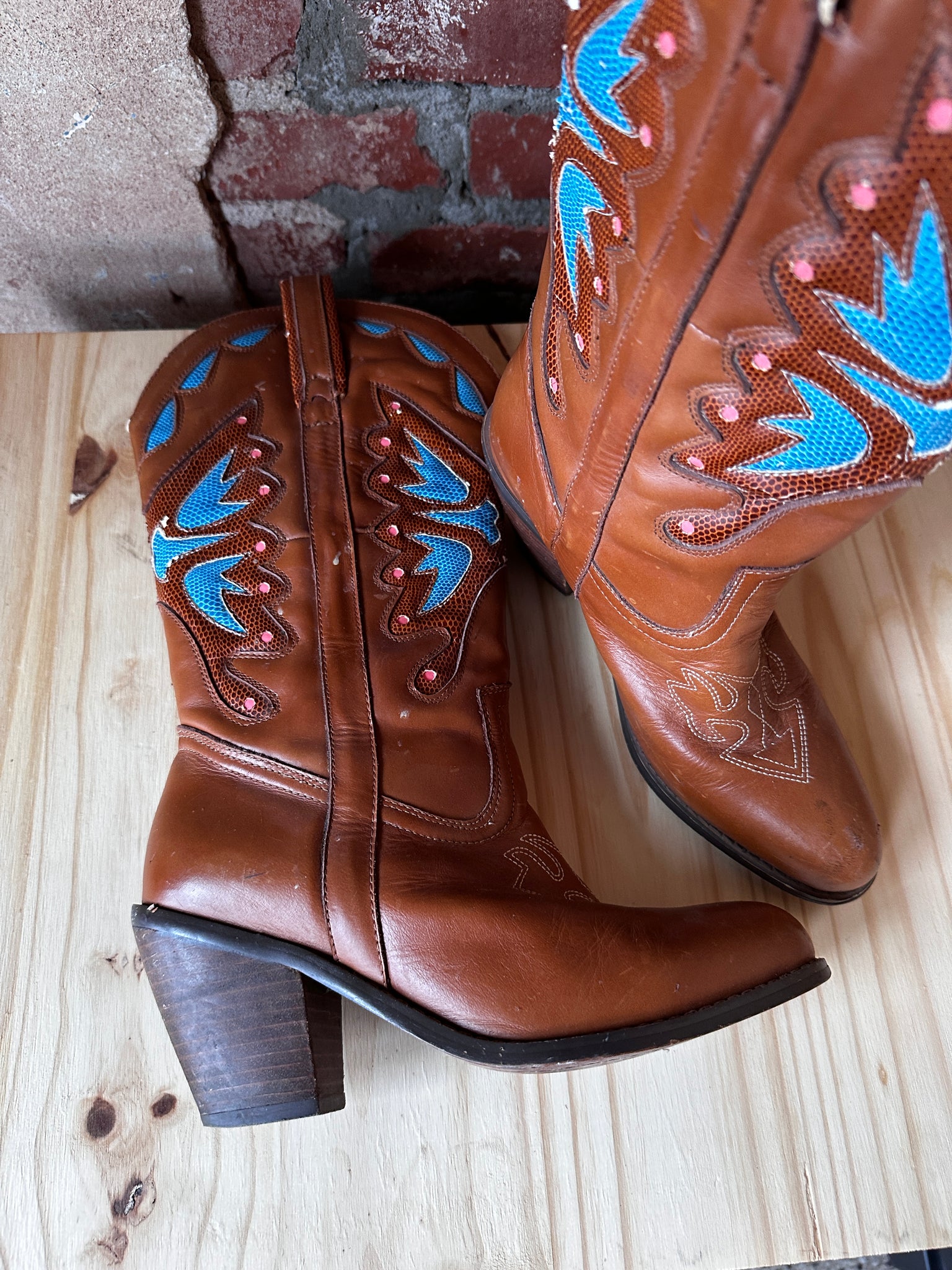 Vintage Coral & Blue Cowboy Boot Size 8