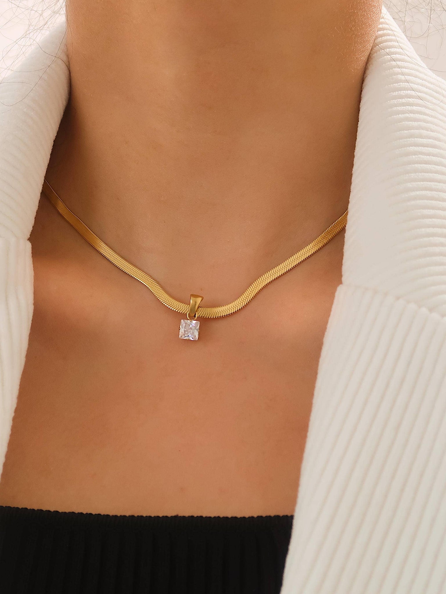 Blanche Pendant Necklace