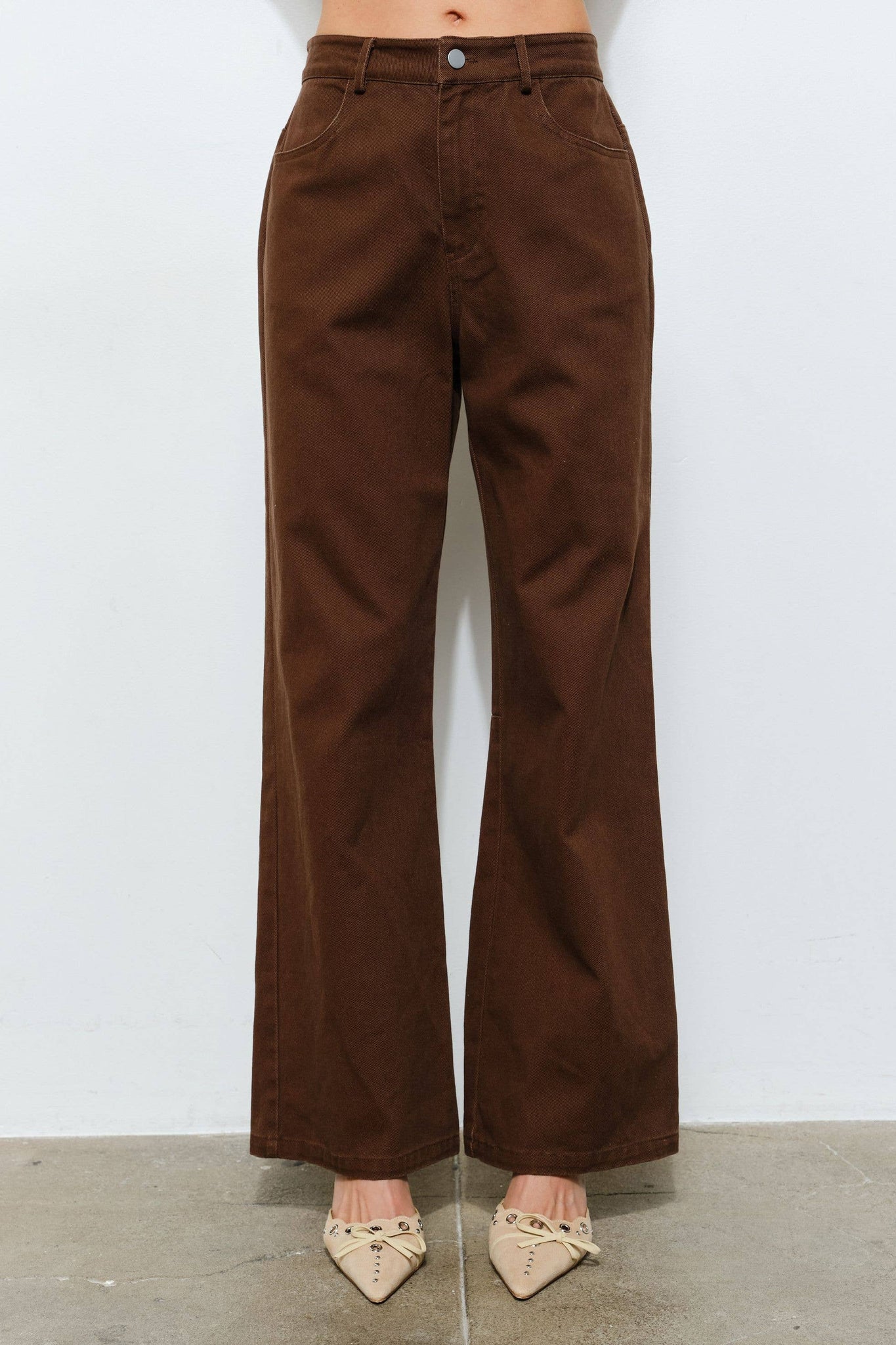 Alexa Pant in Brown – umber