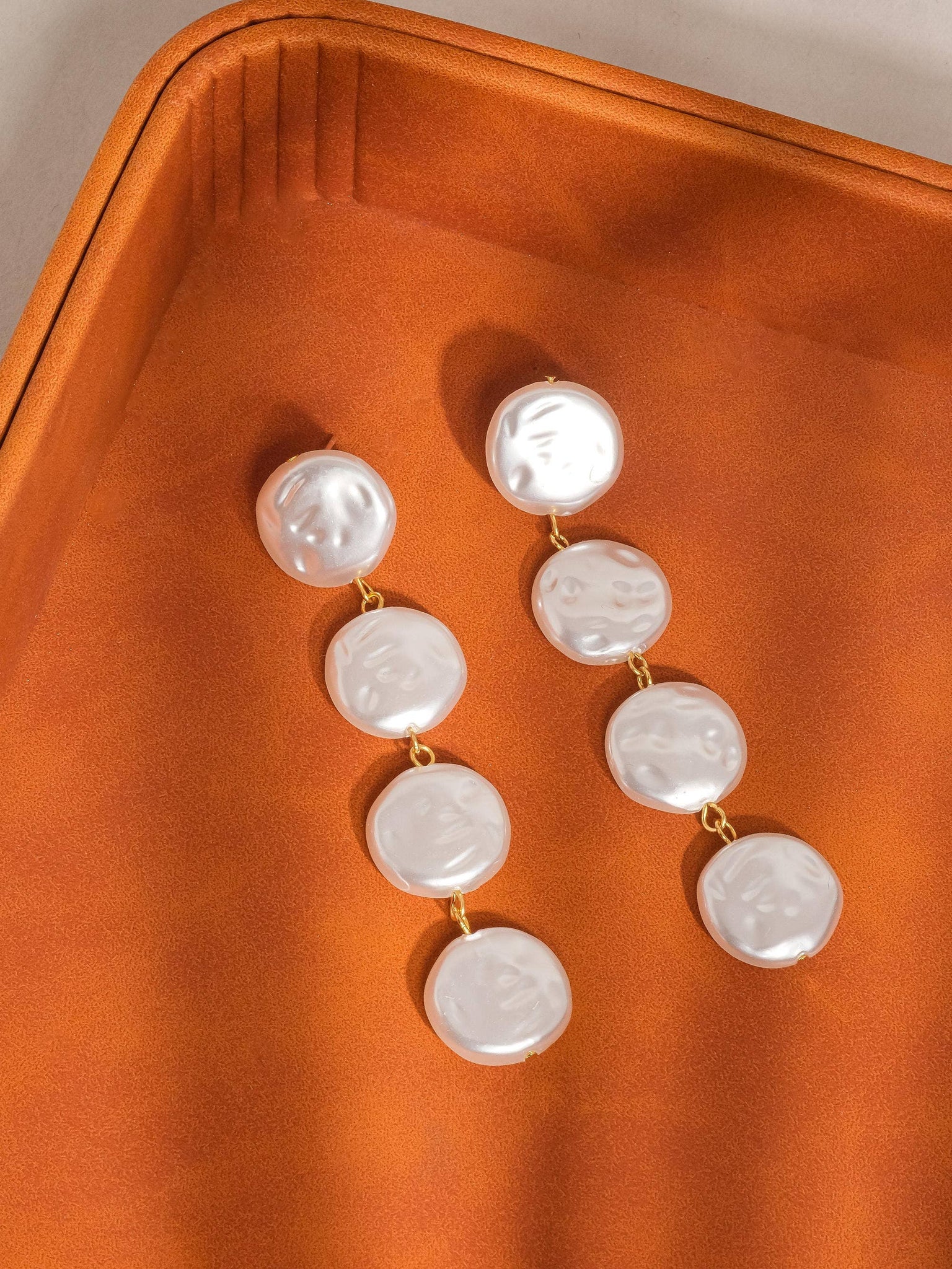 Helena Pearl Drop Earring