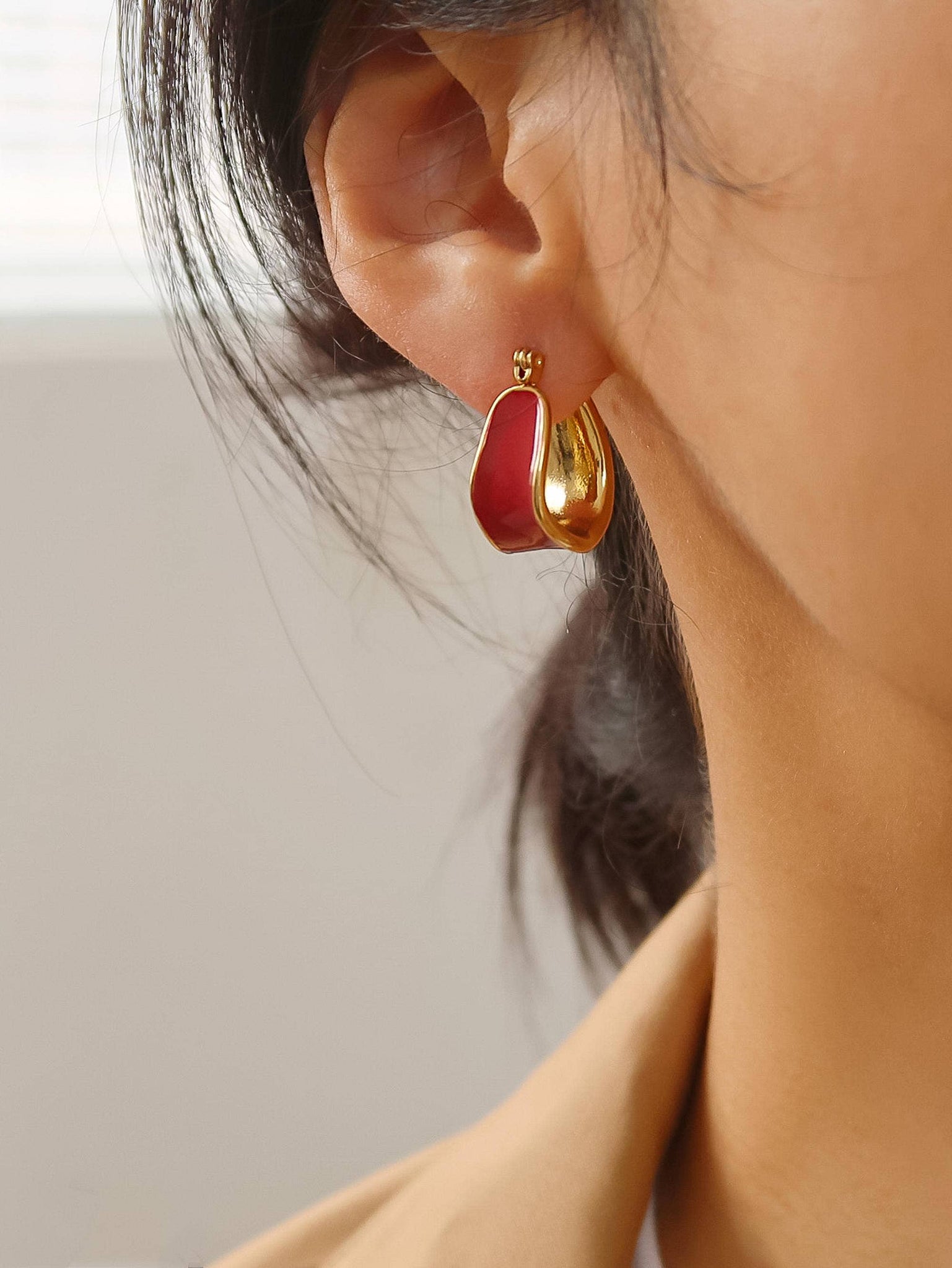 Maya Enamel Hoop