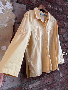 Vintage Button-Up 10